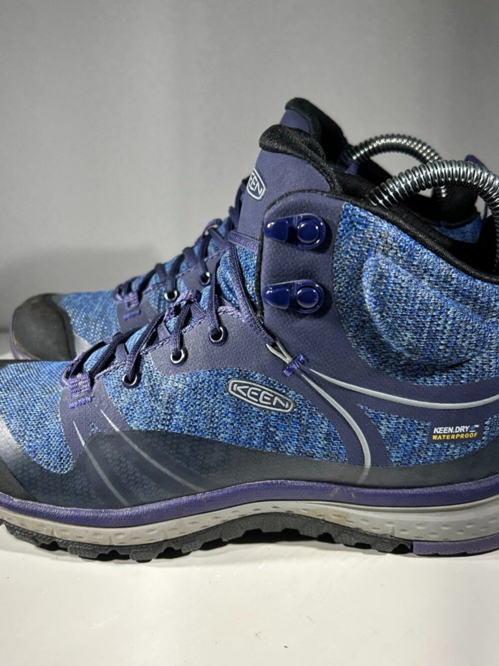 KEEN Terradora Womens Trail Hiking Boots Size 7 Waterproof Blue Ankle Shoes Hike